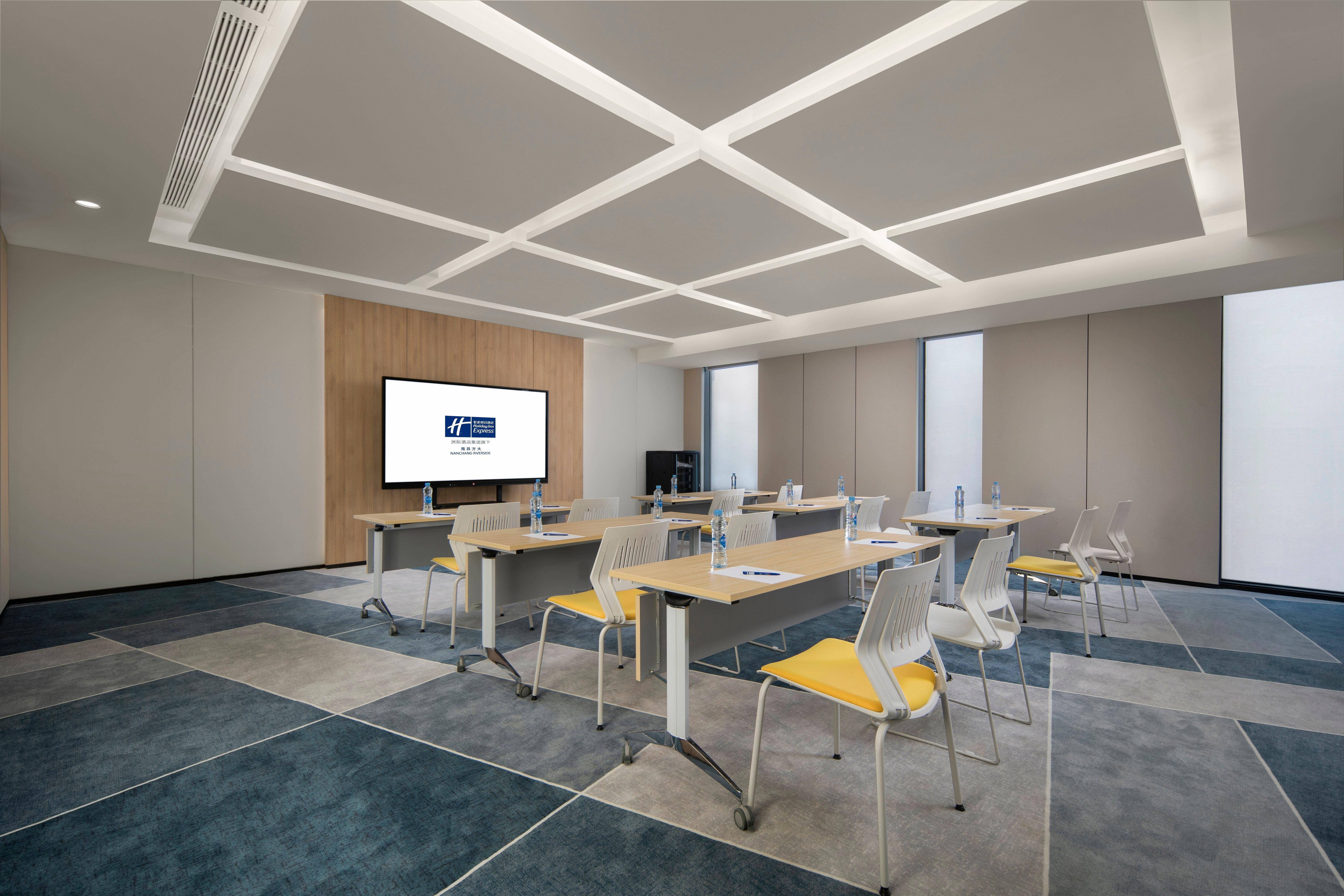 Holiday Inn Express Nanchang Riverside By Ihg Zewnętrze zdjęcie
