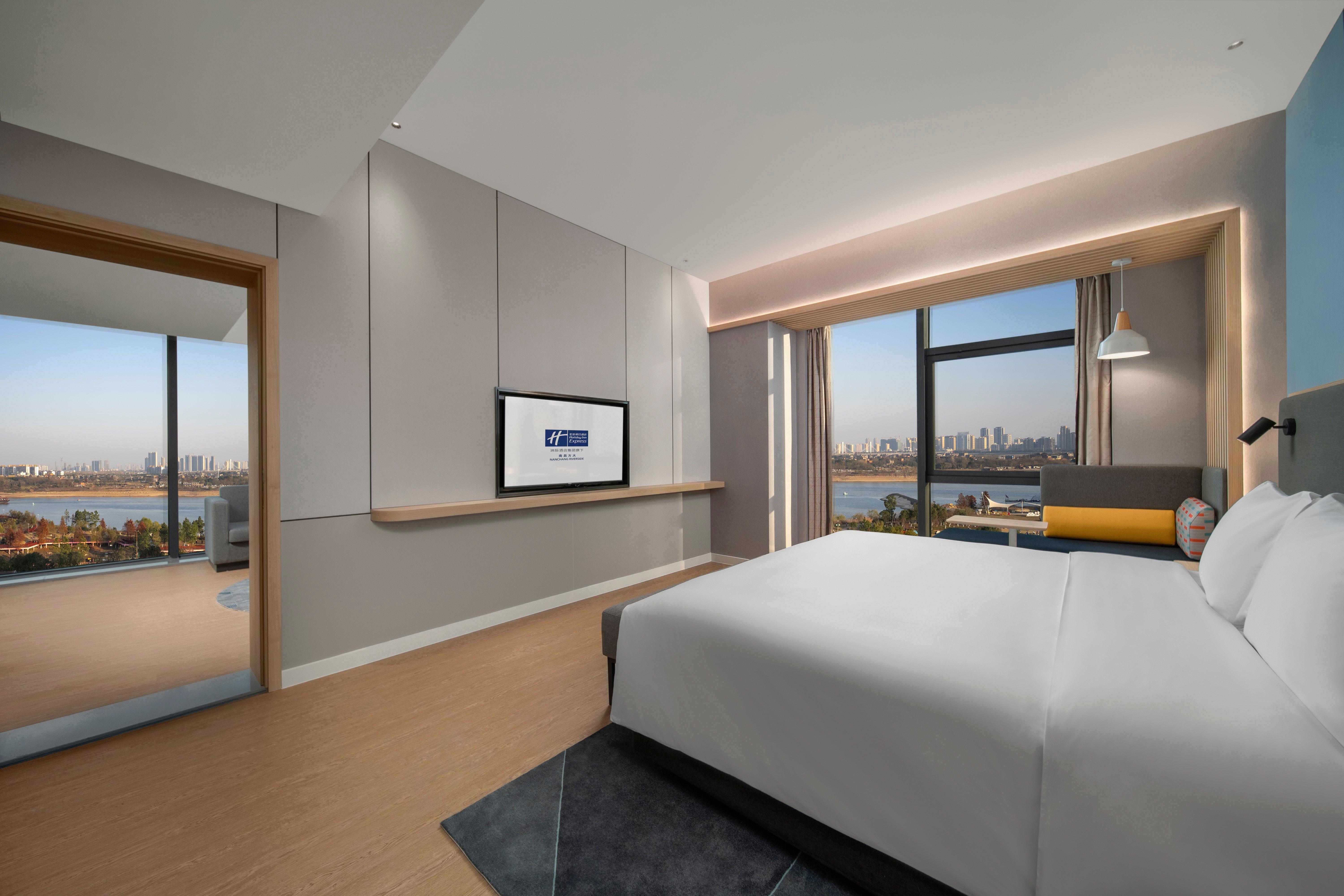 Holiday Inn Express Nanchang Riverside By Ihg Zewnętrze zdjęcie